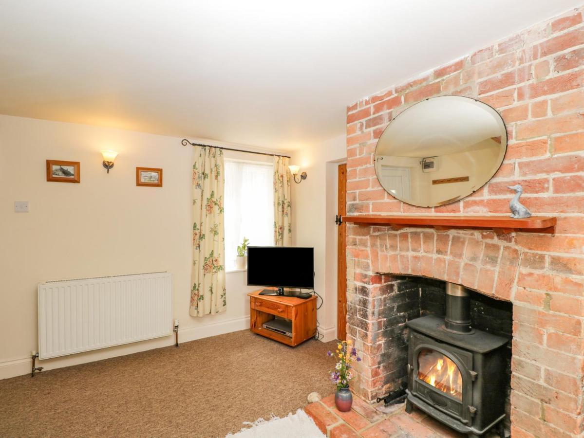 Parkfield Cottage Sturminster Marshall エクステリア 写真
