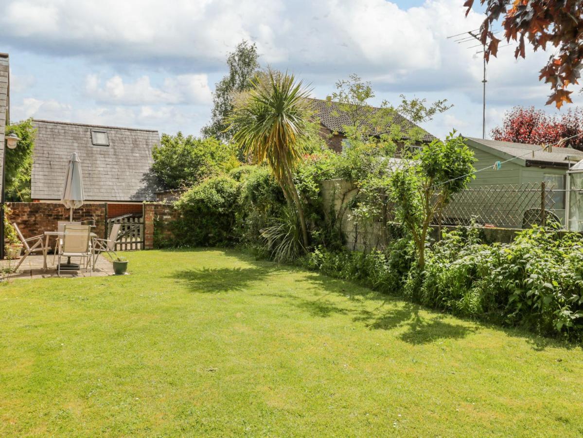 Parkfield Cottage Sturminster Marshall エクステリア 写真